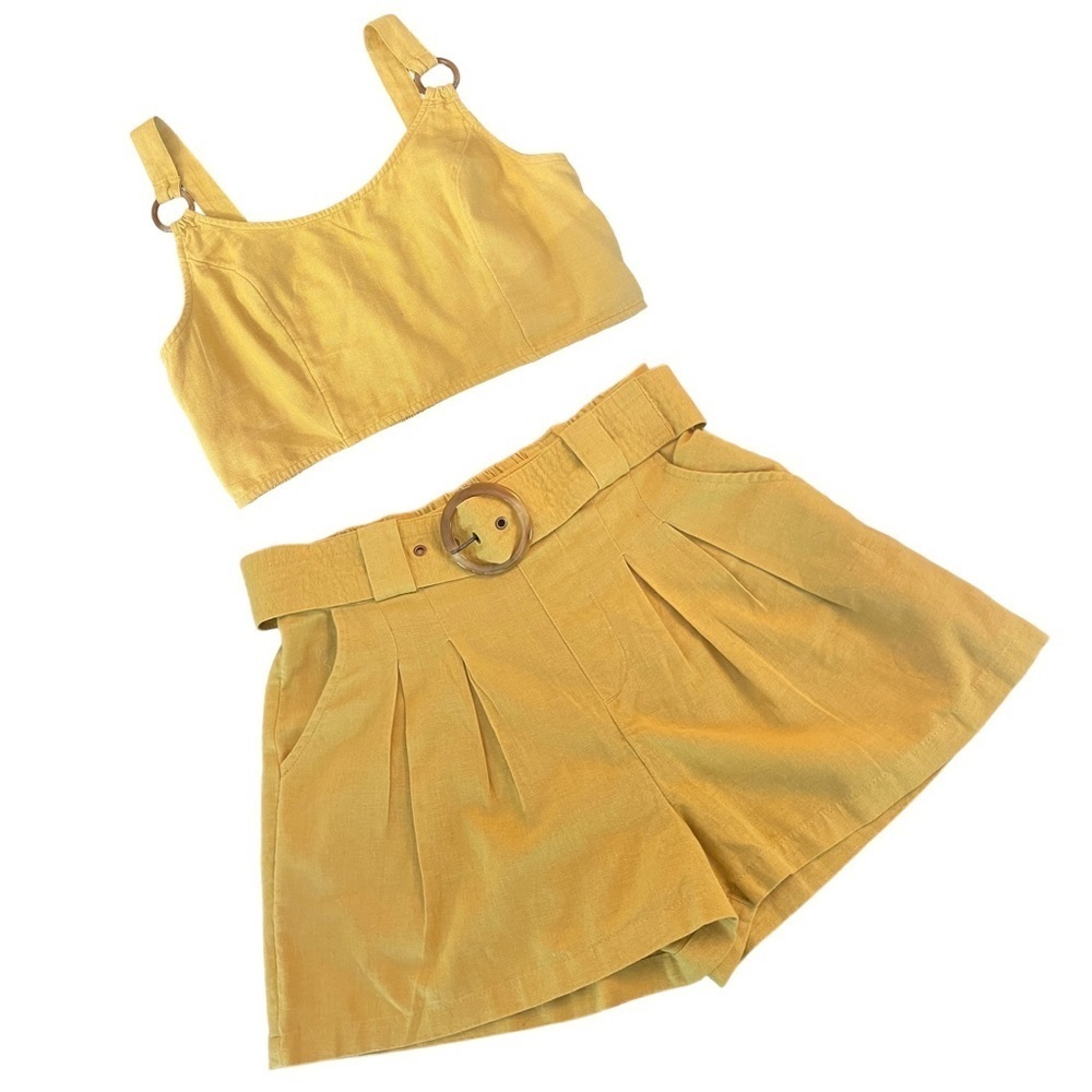 American Eagle Mustard Yellow Crop Top (M)‎ and Pleated Short (XS) Summer Set